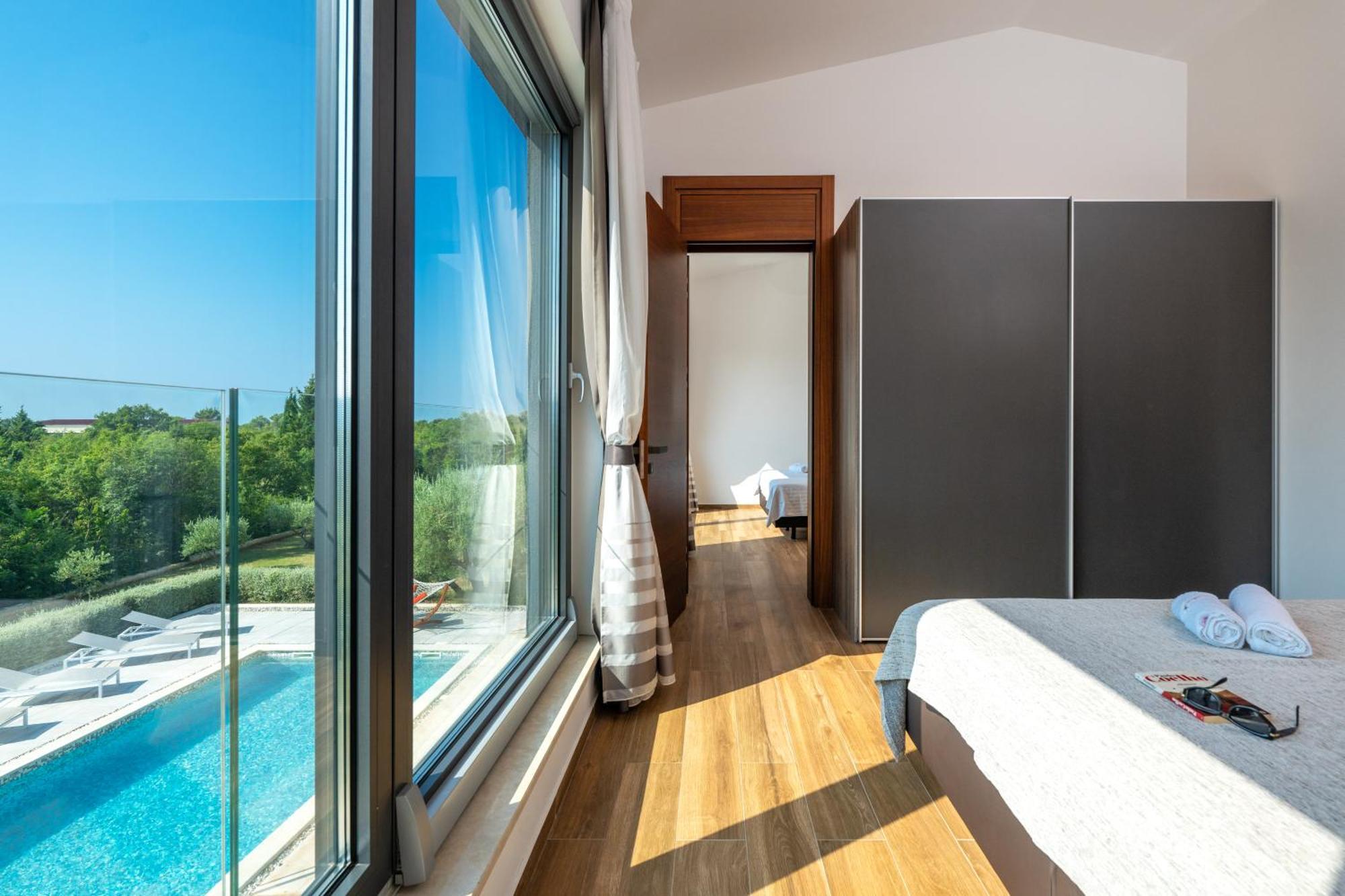 Martincic Residence - 5 Stars Luxury With Pool Heating On 4000M2 Rakalj Exterior foto