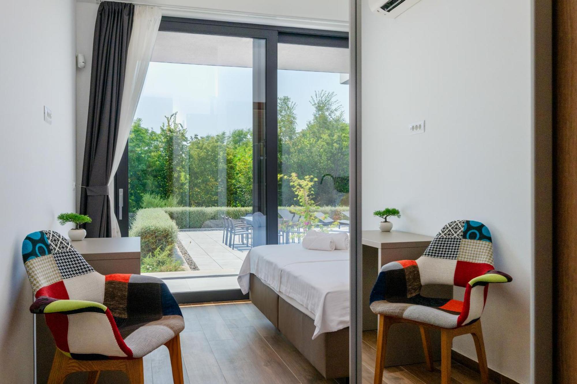 Martincic Residence - 5 Stars Luxury With Pool Heating On 4000M2 Rakalj Exterior foto
